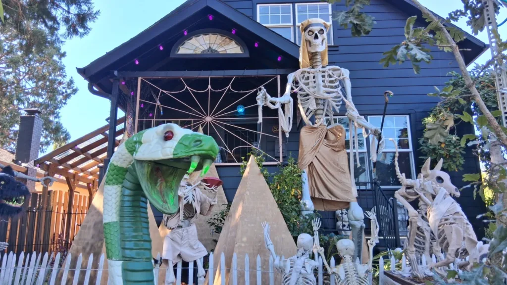 halloween display haunted ancient egypt